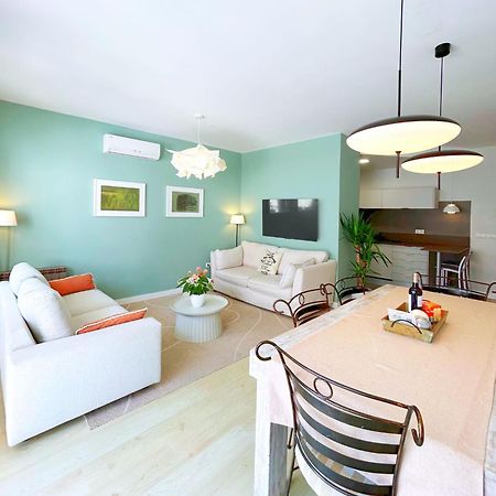 Abbott Apartment - 1 Min From The Beach - 100M2 - Sleeps 8 Sitges Extérieur photo