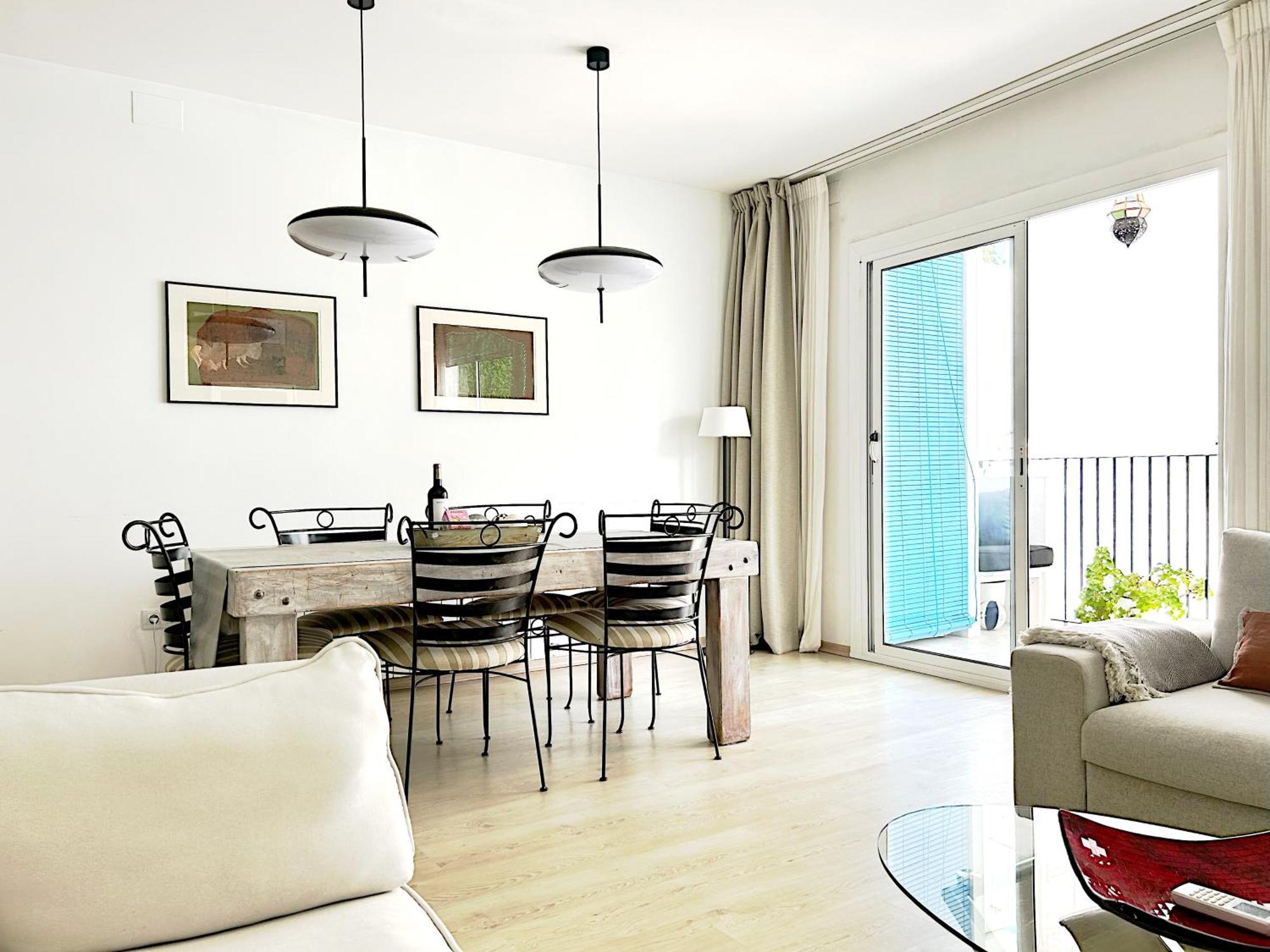 Abbott Apartment - 1 Min From The Beach - 100M2 - Sleeps 8 Sitges Extérieur photo