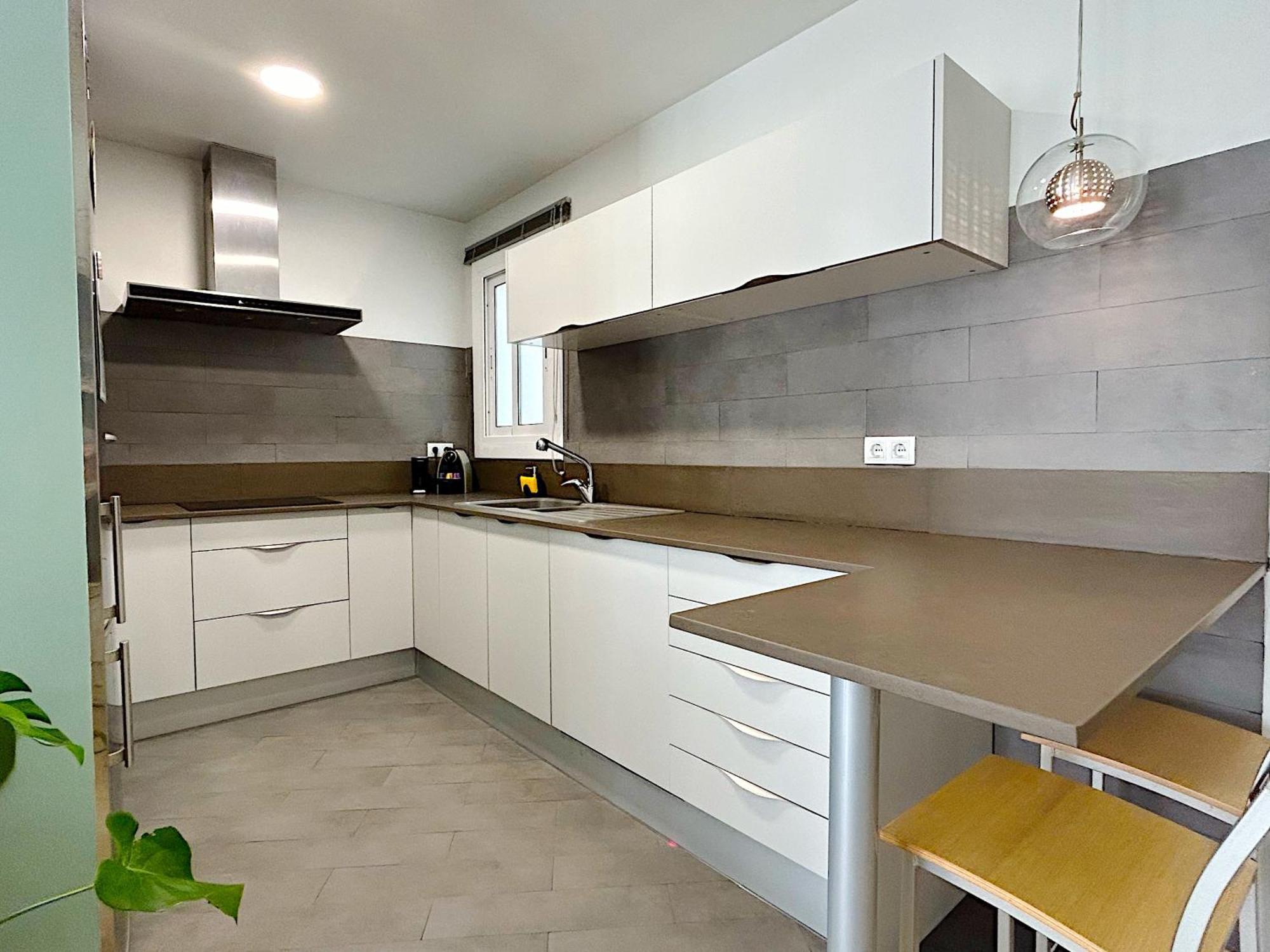 Abbott Apartment - 1 Min From The Beach - 100M2 - Sleeps 8 Sitges Extérieur photo