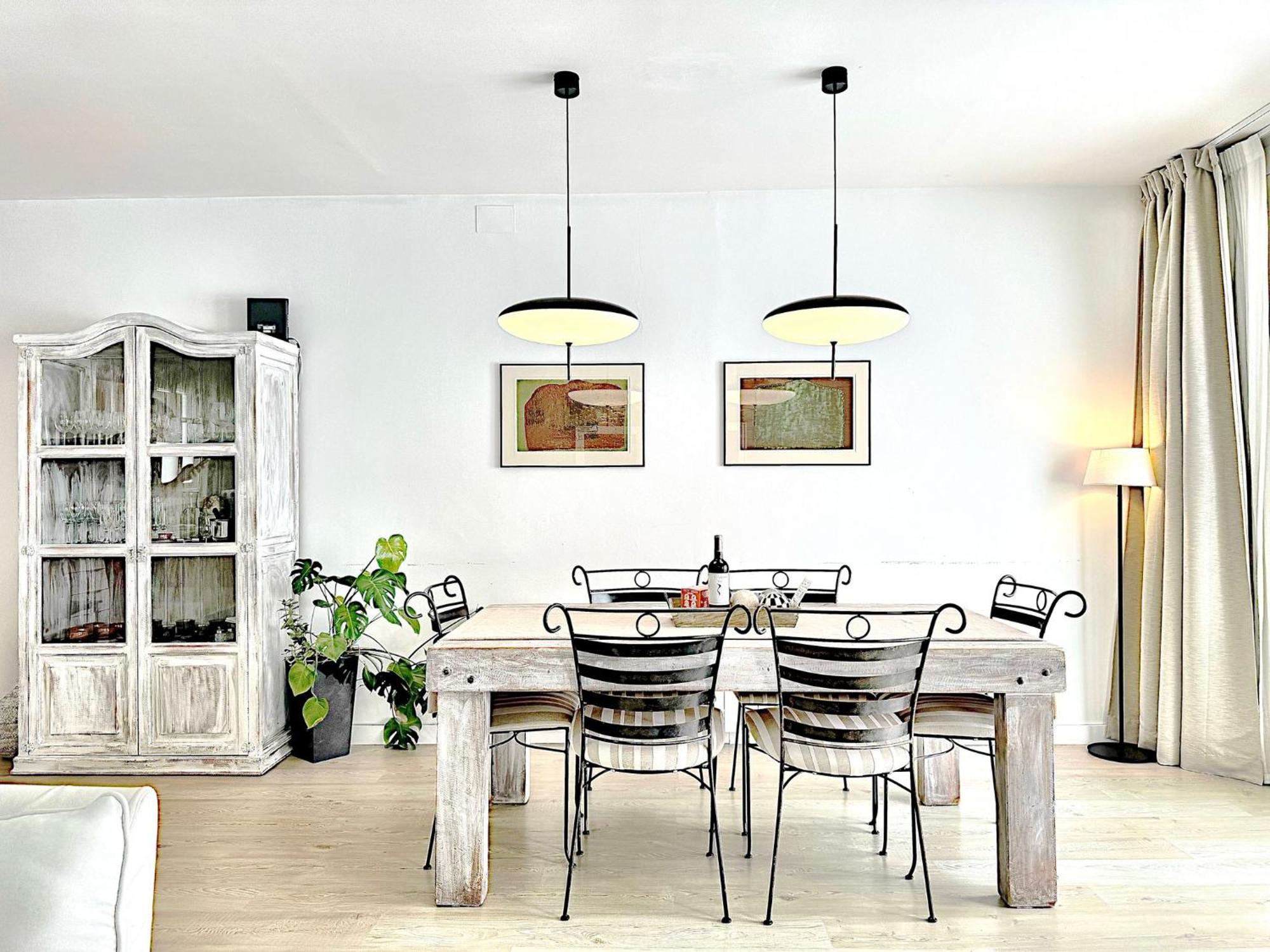 Abbott Apartment - 1 Min From The Beach - 100M2 - Sleeps 8 Sitges Extérieur photo